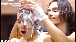 Finalmente la ragazza ha chiamato nonne porche grasse la sua ragazza per FFM trio