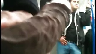 La dottoressa in lingerie rossa vecchie troie nere si mette il culo sul pene di un ragazzo